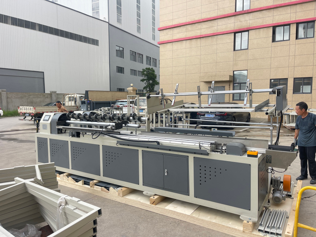 CFQG AutomaticMulti Blades Paper Tube Cutting Machine